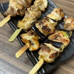 個室で味わう博多もつ鍋と手打ち焼き鳥 呑兵衛 - 