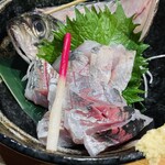 居酒や うえちゃん - 地アジ刺身@748円