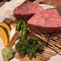焼肉 宮中 - 