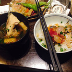 九州うまいもんと焼酎 芋蔵 - ミニ海鮮丼とあら汁