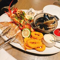 COLONIAL BEACH 横浜ハンマーヘッド - 