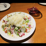 アスティーチェ - ラスパドゥーラチーズのシーザーサラダ