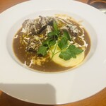 アスティーチェ - 牛頰肉の赤ワイン煮