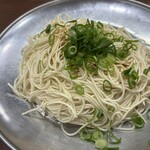 長浜ラーメン とん平  - 替玉 150円

