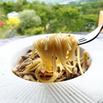 檪の丘 - 『サルシッチャと4種のキノコのペペロンチーノ（1500円税込）』