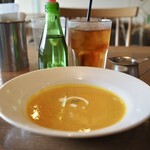 ナンバー ファイブ カフェ - 
