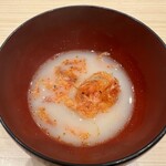 鮨 浜はち - 桜エビと赤酢のシャリ漬け