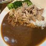 カレーハウスノイ - スタミナカレー　ブロッコリー