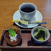 ダイナミックキッチン＆バー 響  新宿サザンタワー店 - 