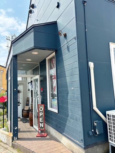 RAMEN HITONI YASASHIKU（ラーメン ヒトニ ヤサシク） - 秋田（ラーメン）の写真