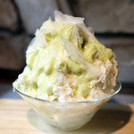 ブン ブン ブラウ カフェ ウィズ ビーハイヴ - 