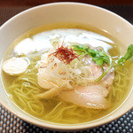 ブン ブン ブラウ カフェ ウィズ ビーハイヴ - 