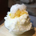 ブン ブン ブラウ カフェ ウィズ ビーハイヴ - 