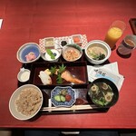 ホテルメトロポリタン - 料理写真:はや瀬　朝食 3,000円