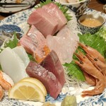 四十八漁場 - 刺身本気盛り