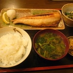 Kateisaien Sasaki - 焼き魚定食です