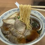 丸福 - 自家製麺