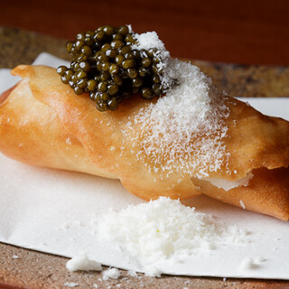 和食の枠を超え、人々の舌を幸福へと導く「阿久津料理」