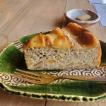 蕎麦 ひねもす - シナノゴールドのリンゴケーキ