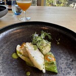 megui Innovative Restaurant - スジアラのソテー、レタスとリコッタチーズ、生ウニ