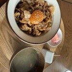 肉グリルノダニク - 焼肉丼