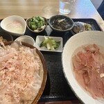 削りたてカツオ節専門店 出汁ダシ - 