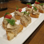 二代豊国 - 【口直し】　松茸と生ハムとクリームチーズのリエット
      