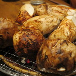 二代豊国 - 大きな松茸を炭火でじっくりと焼き上げて。
      
      