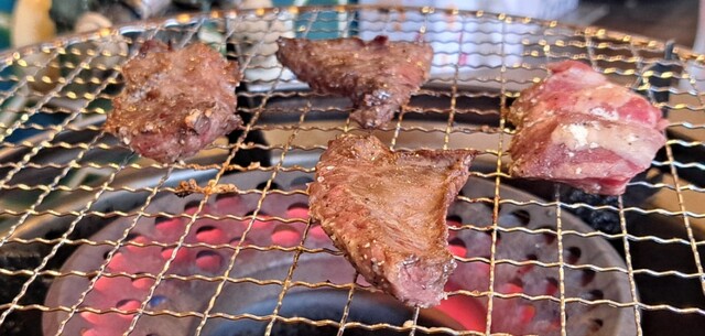 Akauma Sakaba Toukon Ekinishi Ten