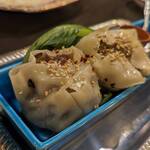 イーカ スーク  - 