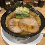 ラーメン のくらい - 濃口背脂醤油　８５０円