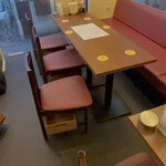 豚肉居酒屋 濃いめ - テーブル席