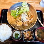 炭火焼鳥わだち - 日替わりランチ