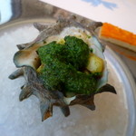 レストラン・ジョルジュマルソー - 【唐津産サザエとキノコのブルギニオン】