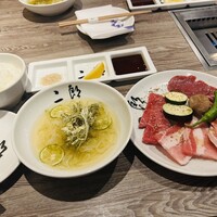 焼肉&手打ち冷麺 二郎 KANAYAMA - 
