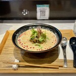 111 - 濃厚豆乳担々麺