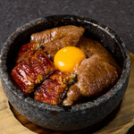 特選うなぎとA5和牛サーロインの石焼ビビンパ