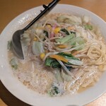 社 - ちゃんぽん大盛り　750円