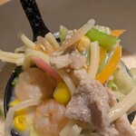 社 - たっぷり具材