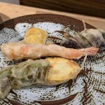 天蕎麦や 月を忘れてゐた - 