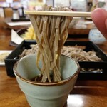 そば源 - 麺リフトアップ