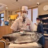 すし 銚子丸 - まぐろ解体ショー、はじまります！（撮影・掲載許可済）