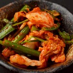 焼肉 うしの家 - ベトコンキムチ　　ニンニクの効いたオリジナルキムチ