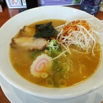 幸楽苑 - 料理写真:味噌らーめん490円＋千切りネギ130円