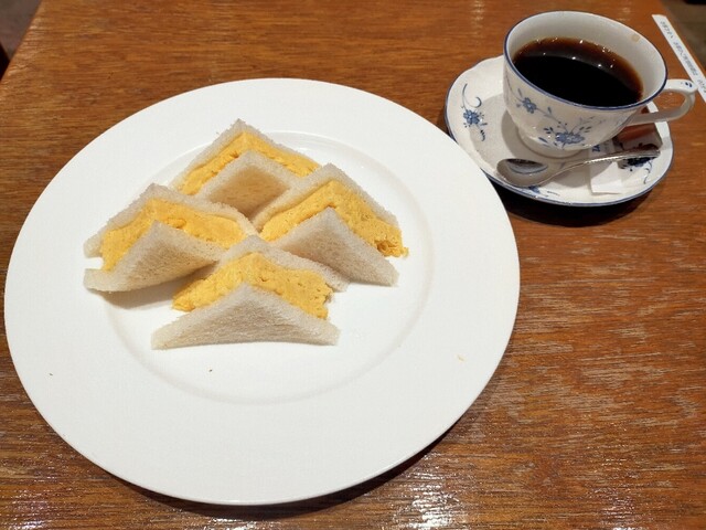 カフェタイム☆です 📍 珈琲タイムス 今回は、新宿駅から徒歩3分の「珈琲タイムス」へ