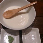 ラトリエ・ドゥ・ヴィーブル - 同じく汲み豆腐