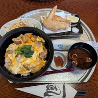 名古屋コーチン・旬菜 一鳳 金山本店 - 親子丼ランチ+手羽唐