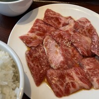 馬車道 de 焼肉 DOURAKU CORRIDA 北仲ブリック＆ホワイト店 - 