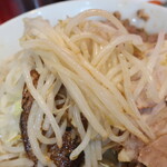 ラーメン二郎 - ヤサイ（そのまま）