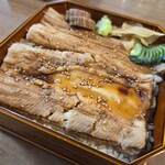 すしやのたい悟 - 穴子丼のアップ